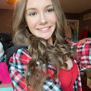 Meet your Posher, Jade